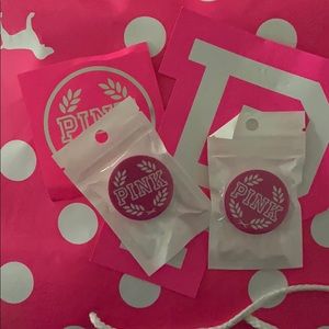 pink pop sockets for your phone 🤩